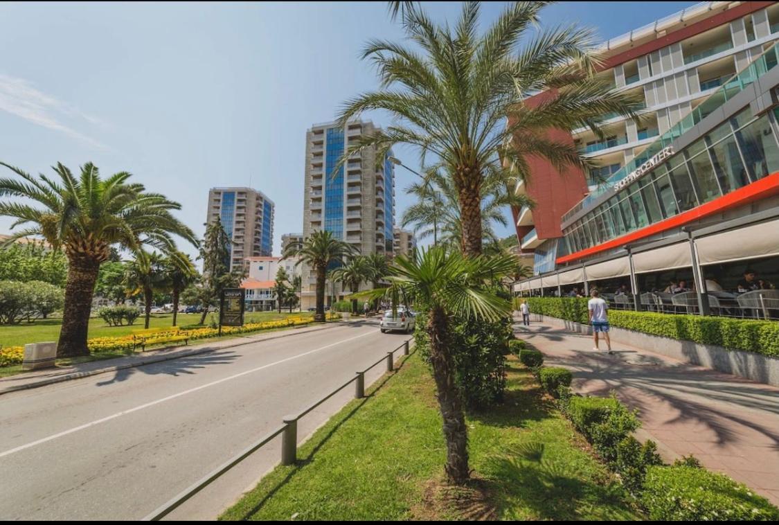 Blue Marlin Apartments Budva Exteriör bild
