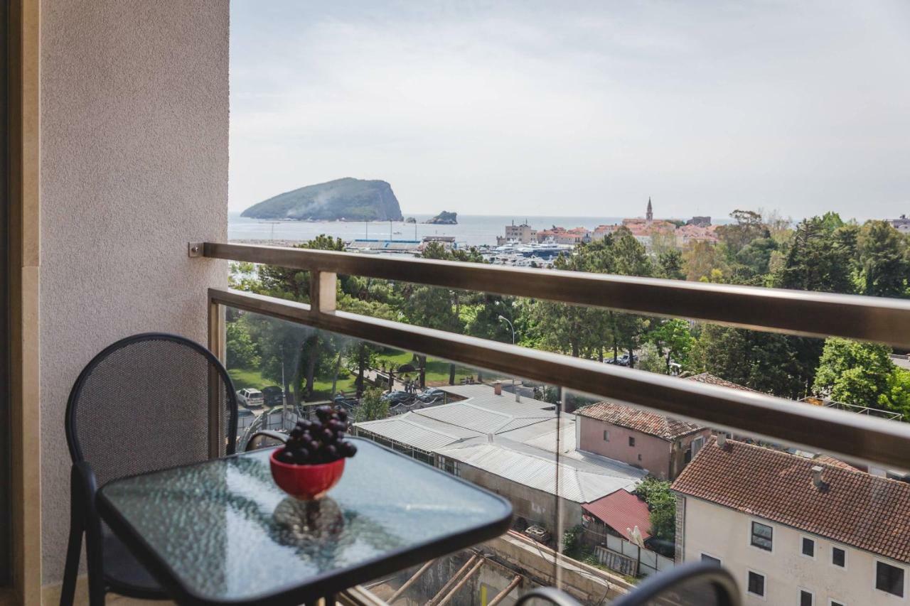 Blue Marlin Apartments Budva Exteriör bild