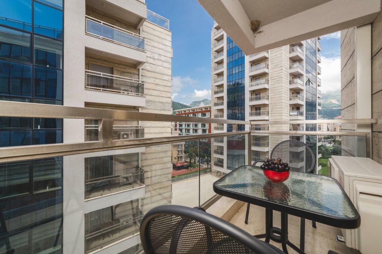 Blue Marlin Apartments Budva Exteriör bild