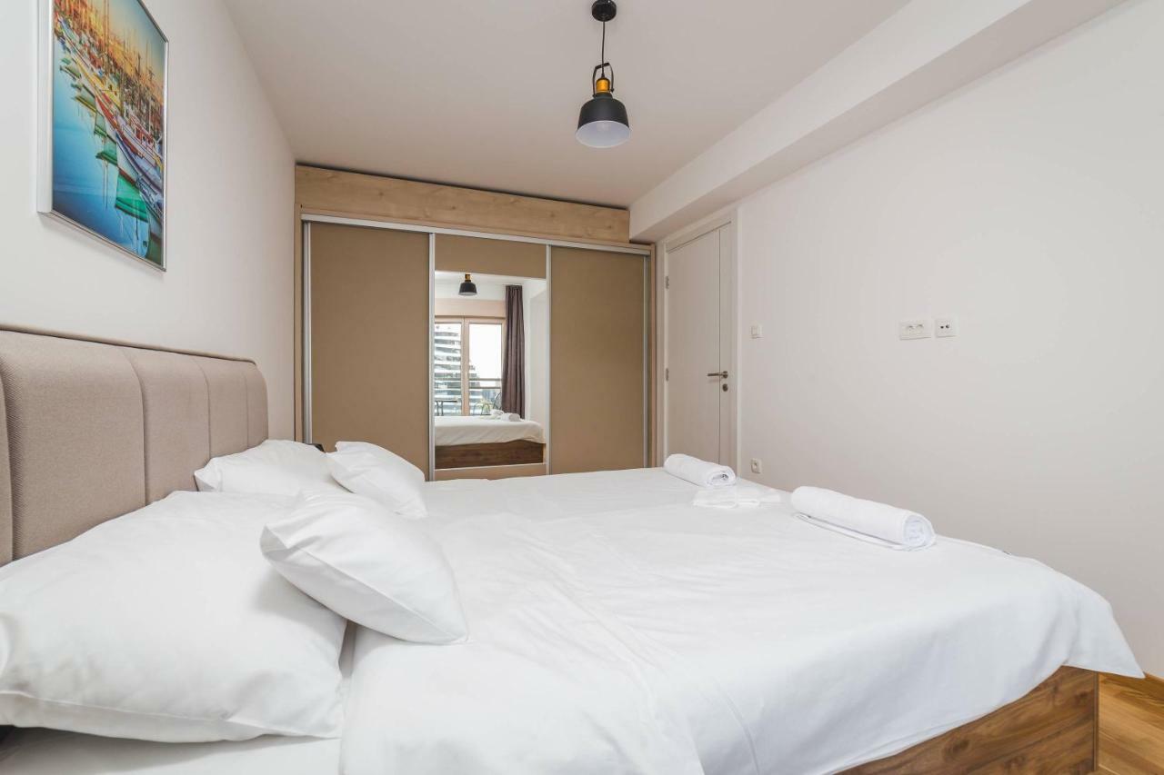 Blue Marlin Apartments Budva Exteriör bild